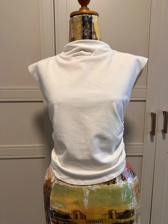 Reformation Lindy Knit Top - Picture 8 of 14